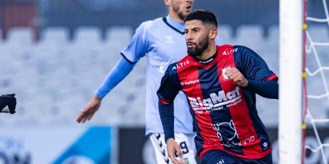 Mohamed Moulhi, nouvelle star de l'EST ! 🌟#MercatoHiver🔜✍️🏆