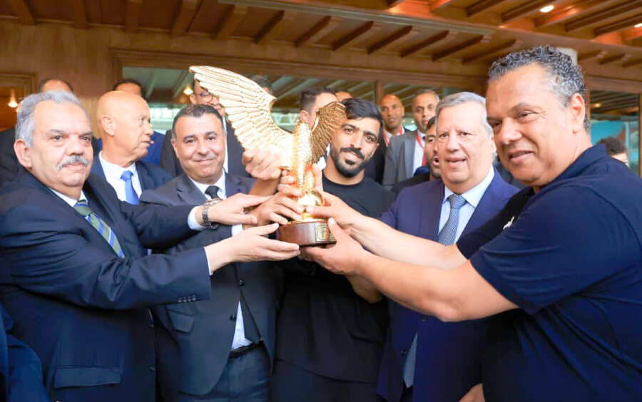 EST champion, fête en apothéose !