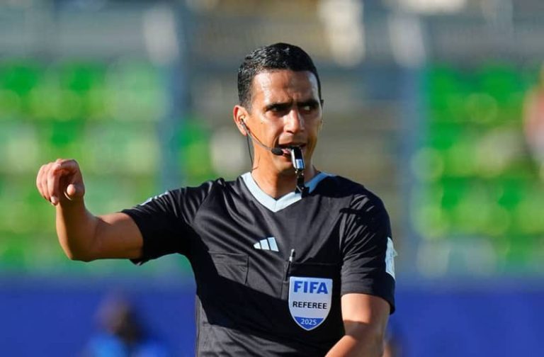 Jayed arbitre Ahly - EST en Ligue des Champions